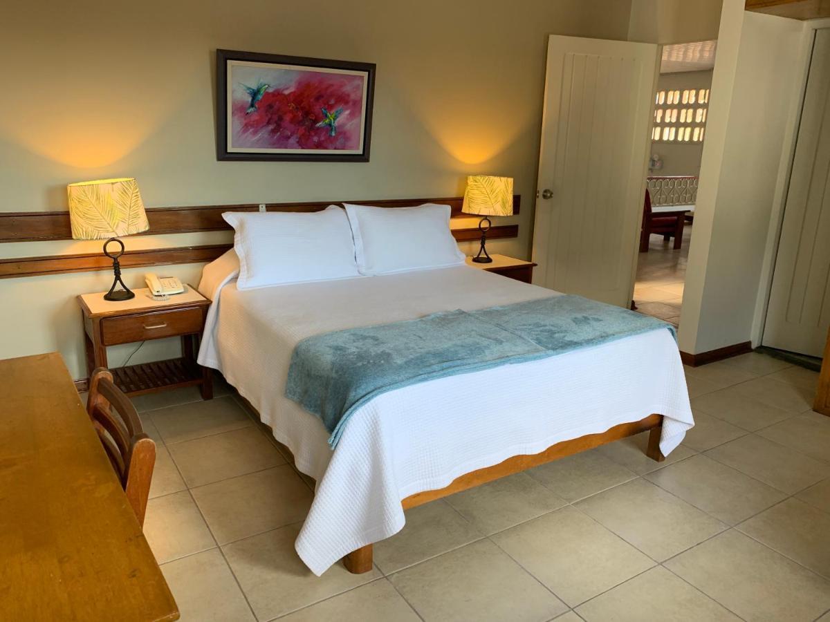 Hotel Acosta Iquitos Exterior photo