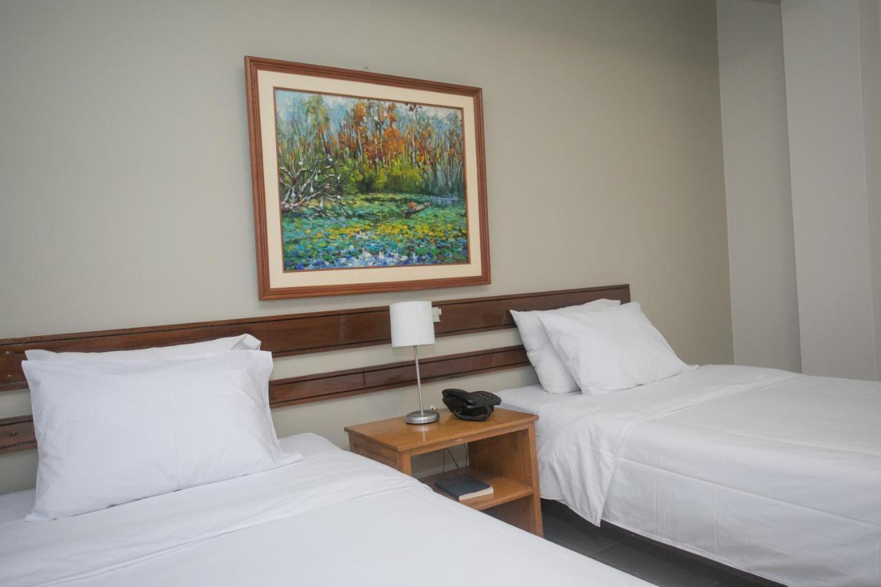 Hotel Acosta Iquitos Exterior photo